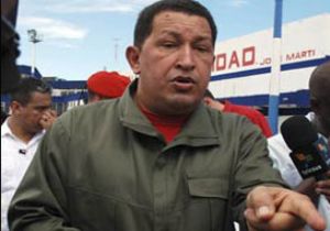 Chavez,  Mübarek  kıyasına kızdı